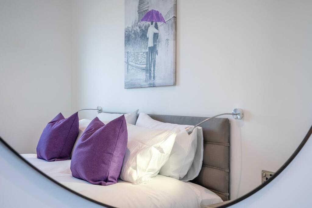 Penthouse With Hot Tub & Views 22 * Cheltenham